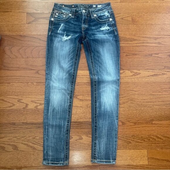 NWOT Miss Me Signature Skinny Jeans 27 - Picture 2 of 6